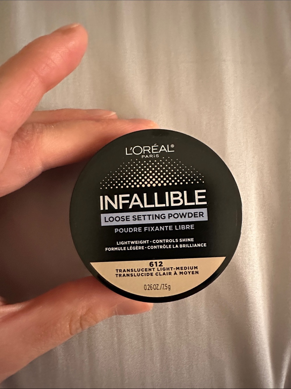 L'Oreal Infallible Loose Setting Powder - Black & Beige Packaging
